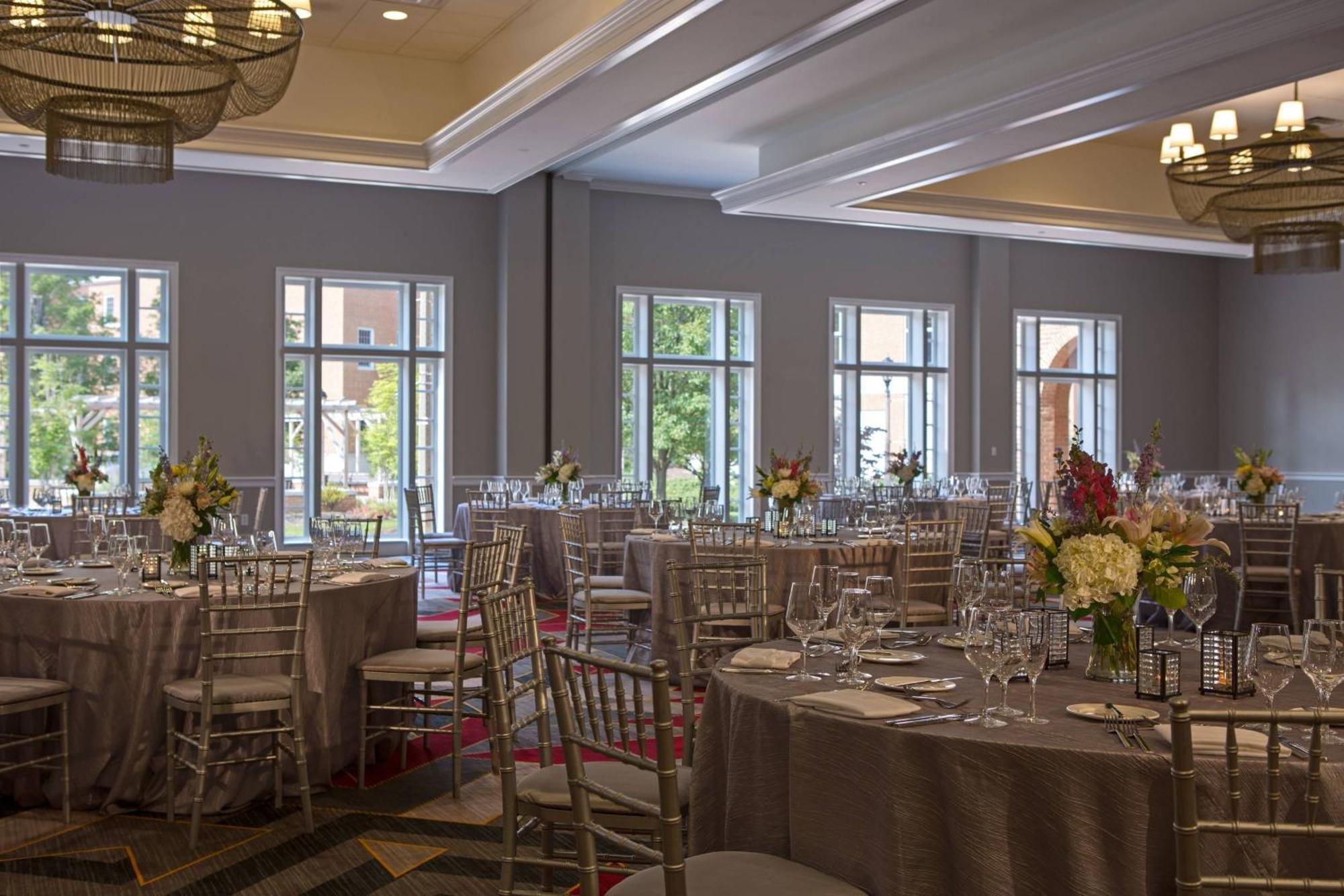 College Park Marriott Hotel & Conference Center Extérieur photo