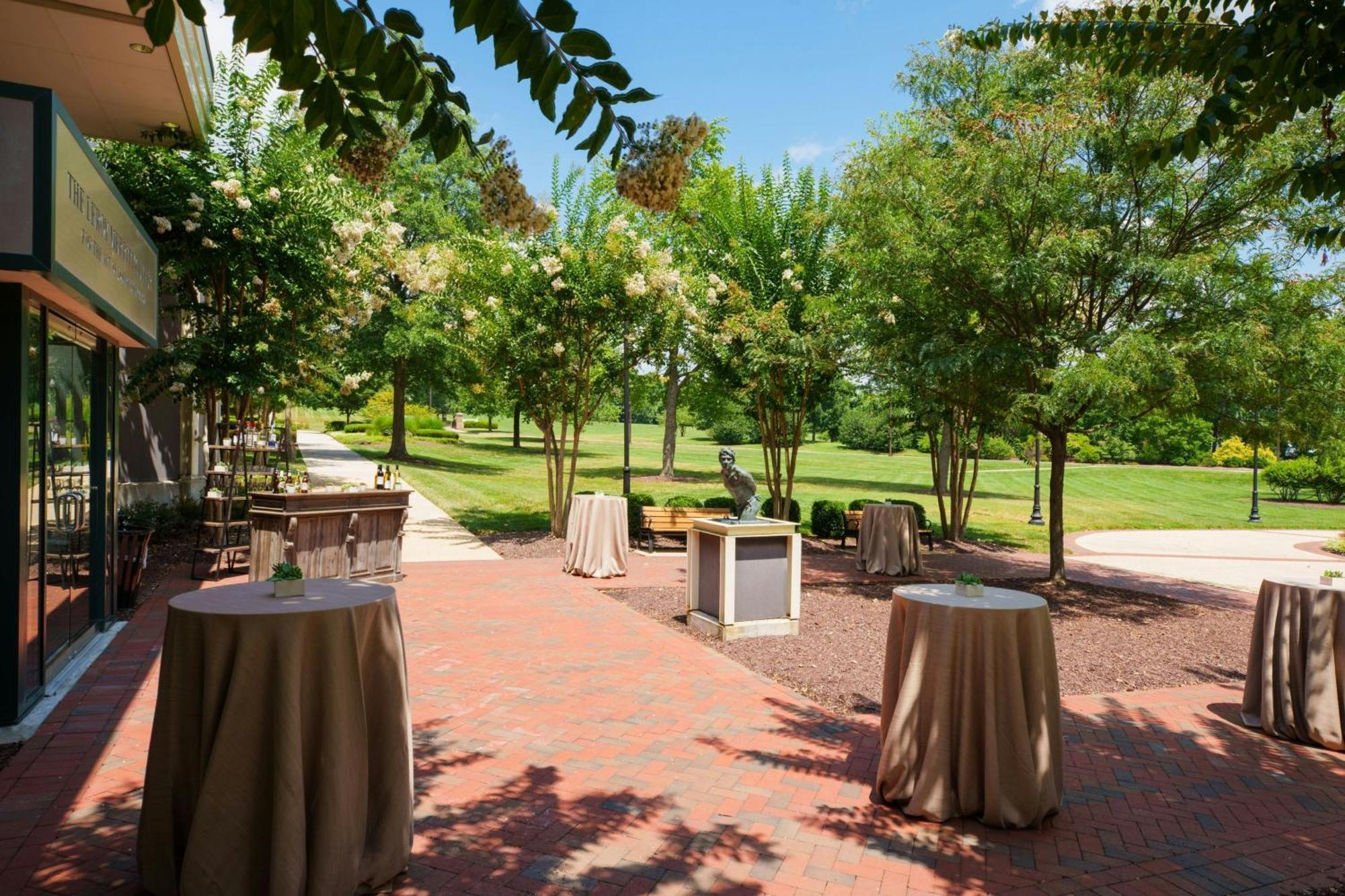 College Park Marriott Hotel & Conference Center Extérieur photo