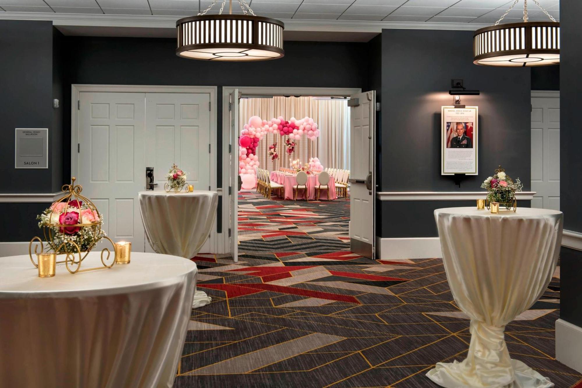 College Park Marriott Hotel & Conference Center Extérieur photo